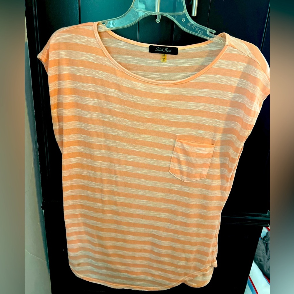 Laila Jayde Stitch Fix Orange Flowing T shirt